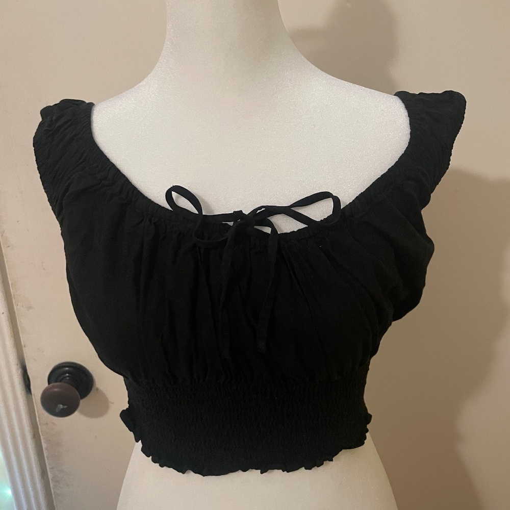 John Galt Black Cropped Tank Top With Tie Bow On The Front